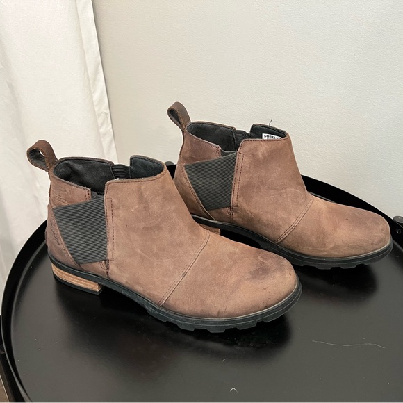 SOREL Emelie Chelsea Waterproof Ankle Boot Cattail—WOMENS SIZE 7.5 - Picture 3 of 8